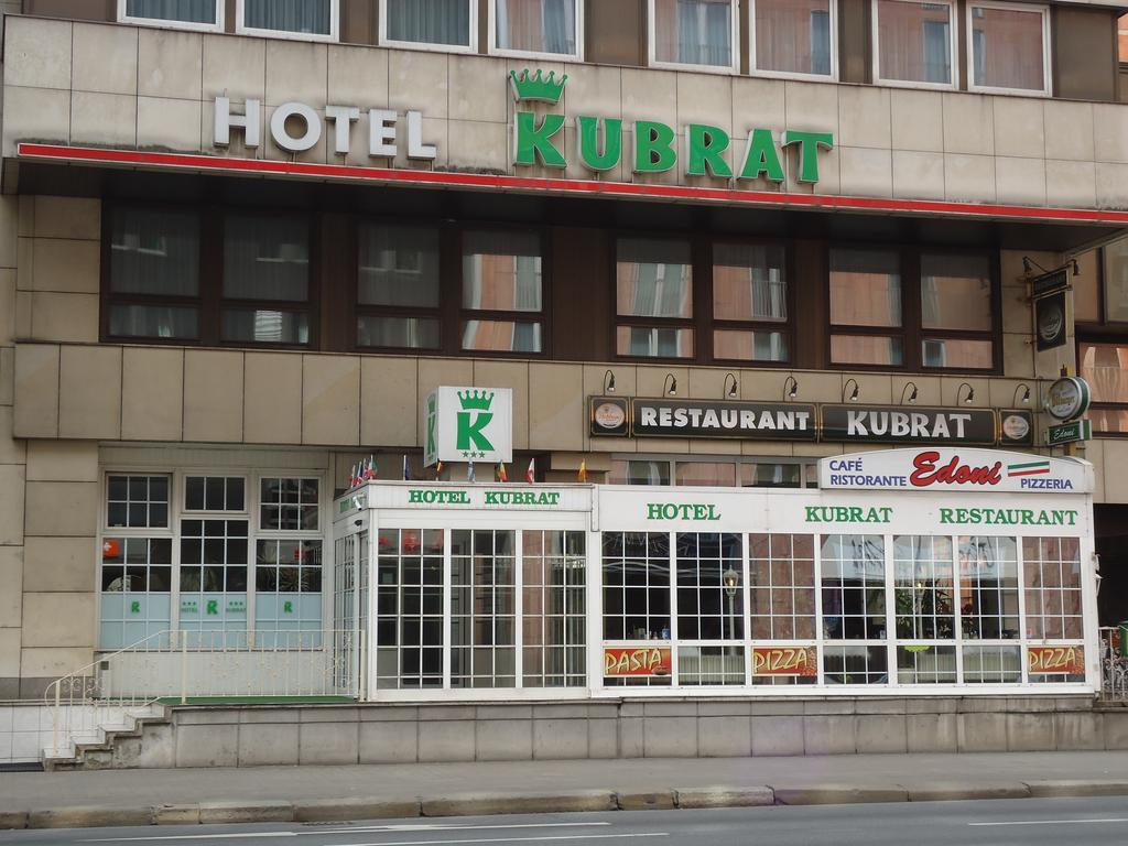 Hotel Kubrat Am Checkpoint Charlie Berlin Exterior foto